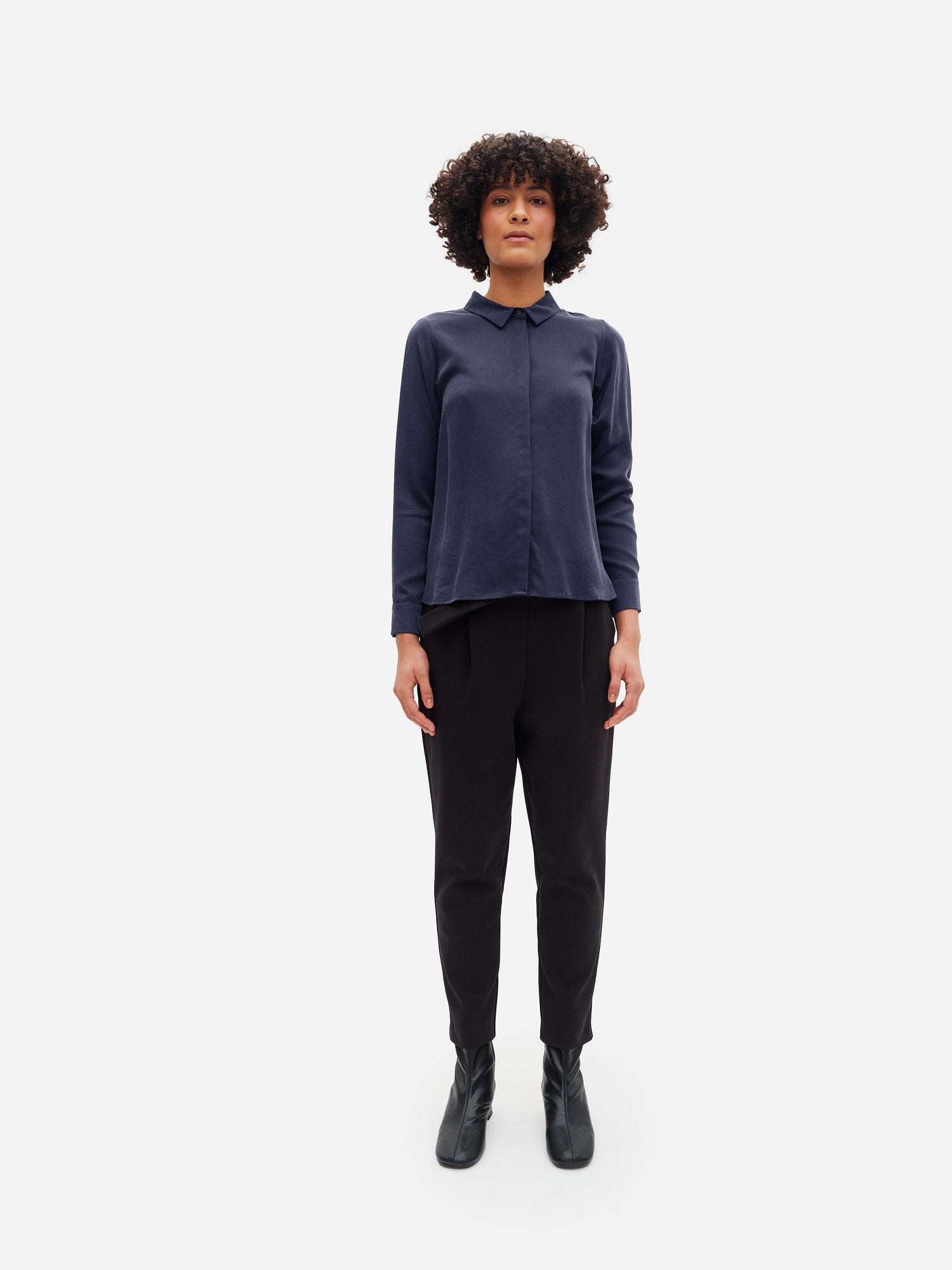 FITTED-KAULUSPAITA, Dark Blue