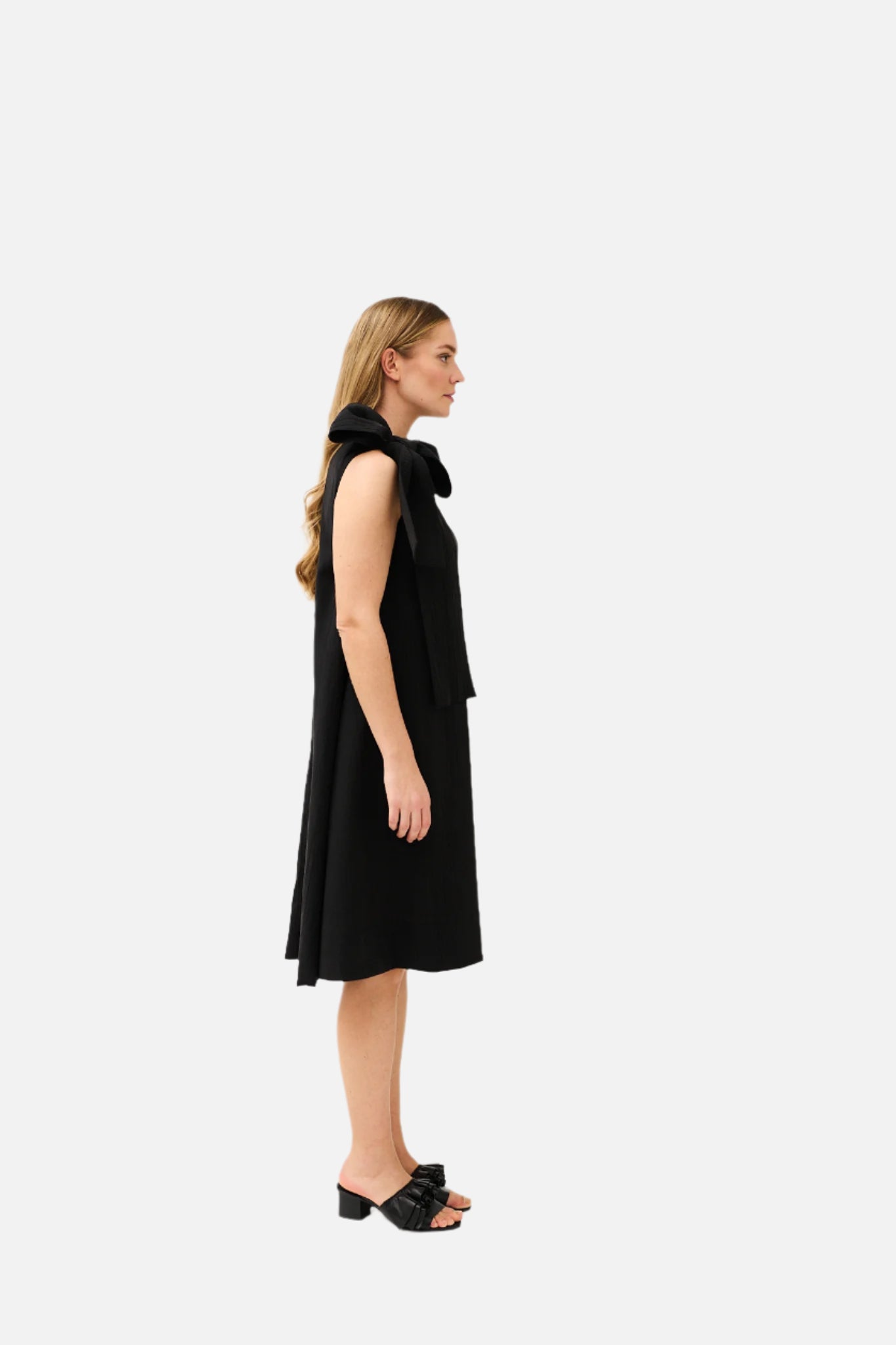 BOW-mekko, Musta