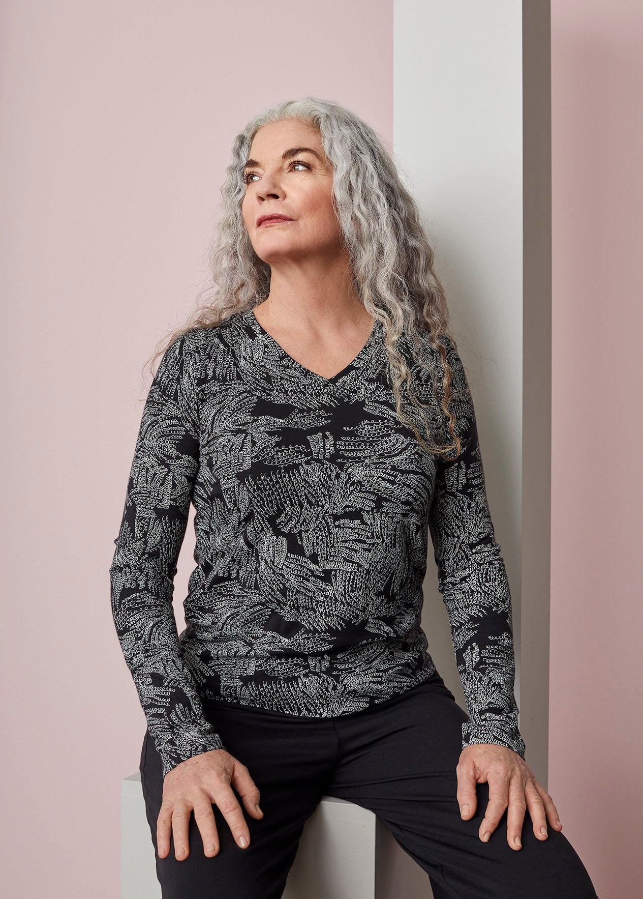 4/4 HIHAINEN PAITA, Connection