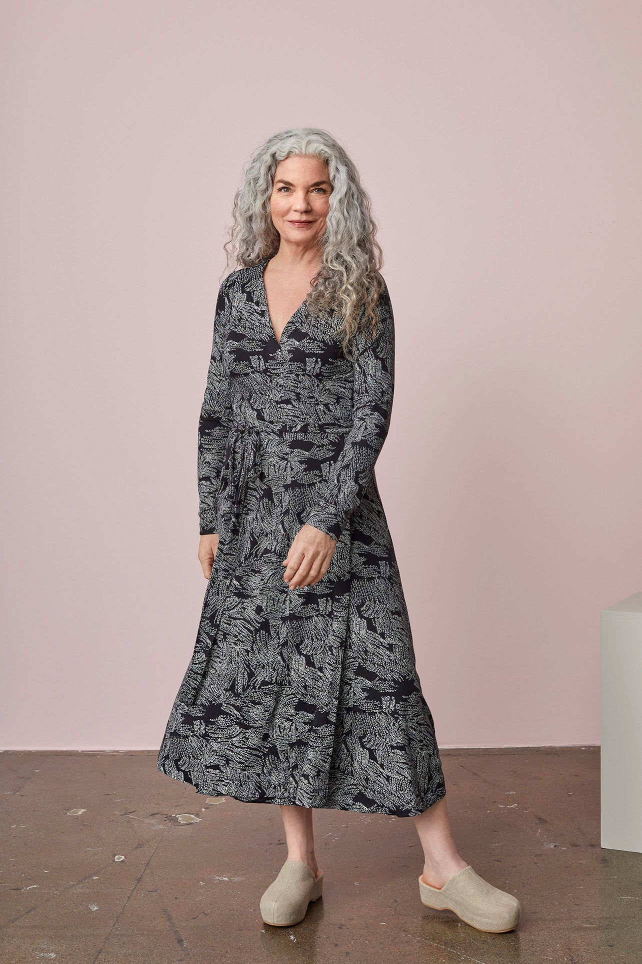 WRAP AROUND -mekko, Connection