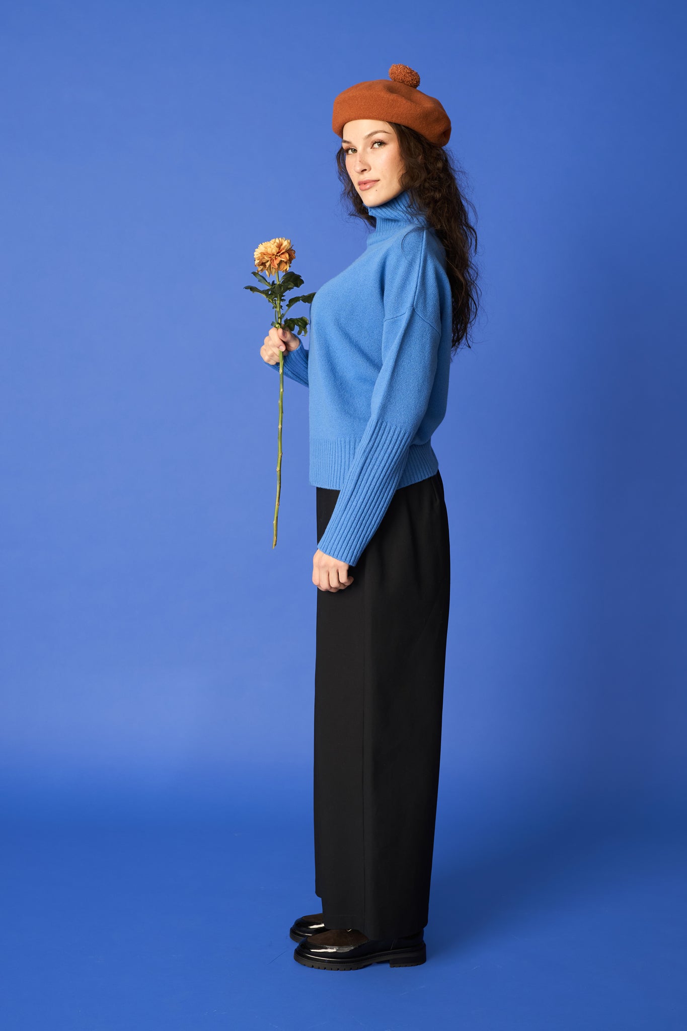 CHUNKY TURTLE -neule, True Blue