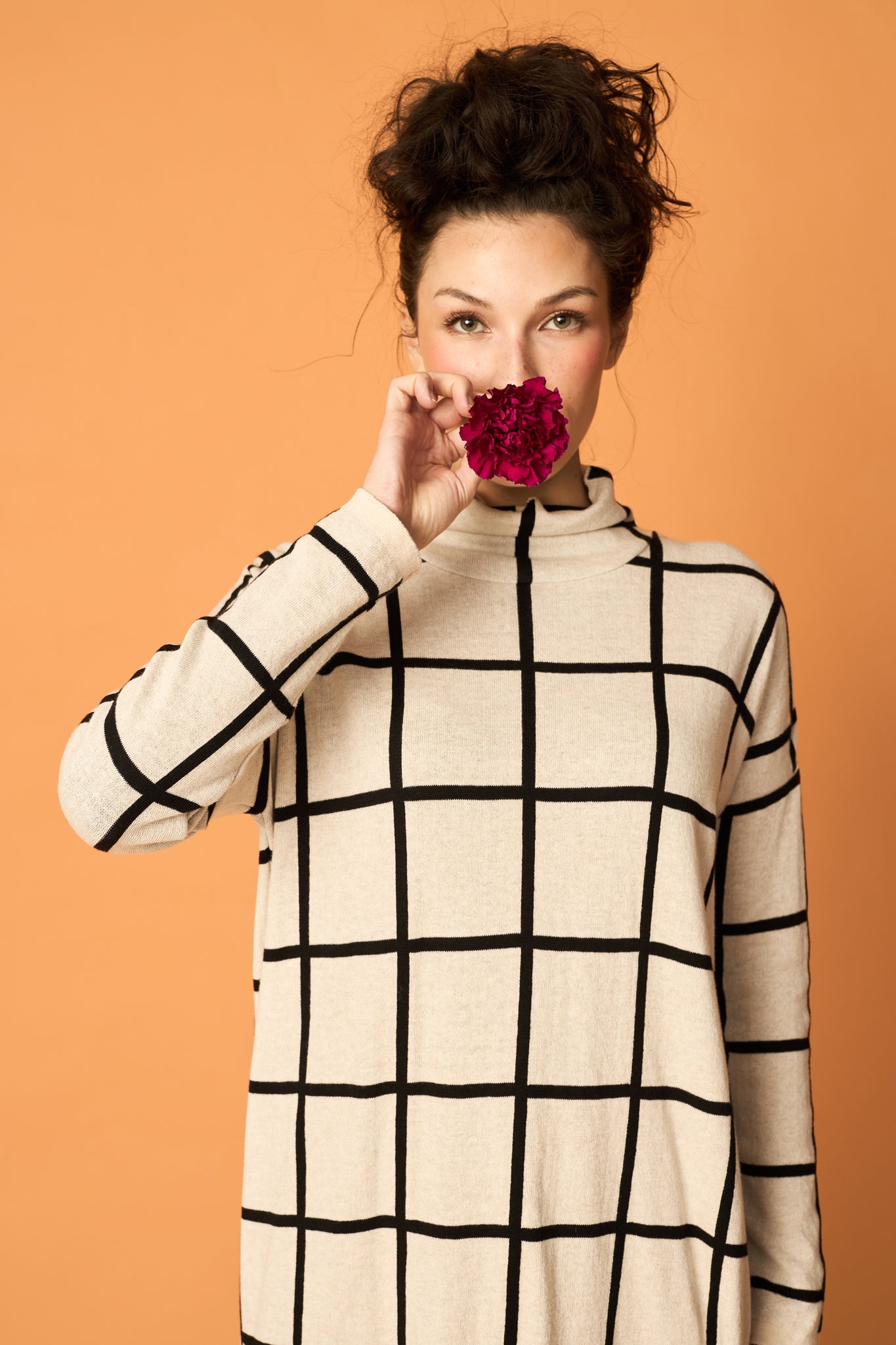 ENNAKKOMYYNTI: KNIT COSY -mekko, Giant Grid