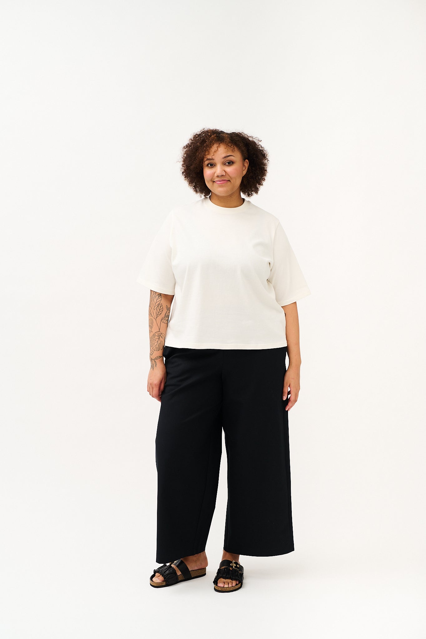 T-PAITA, Off White