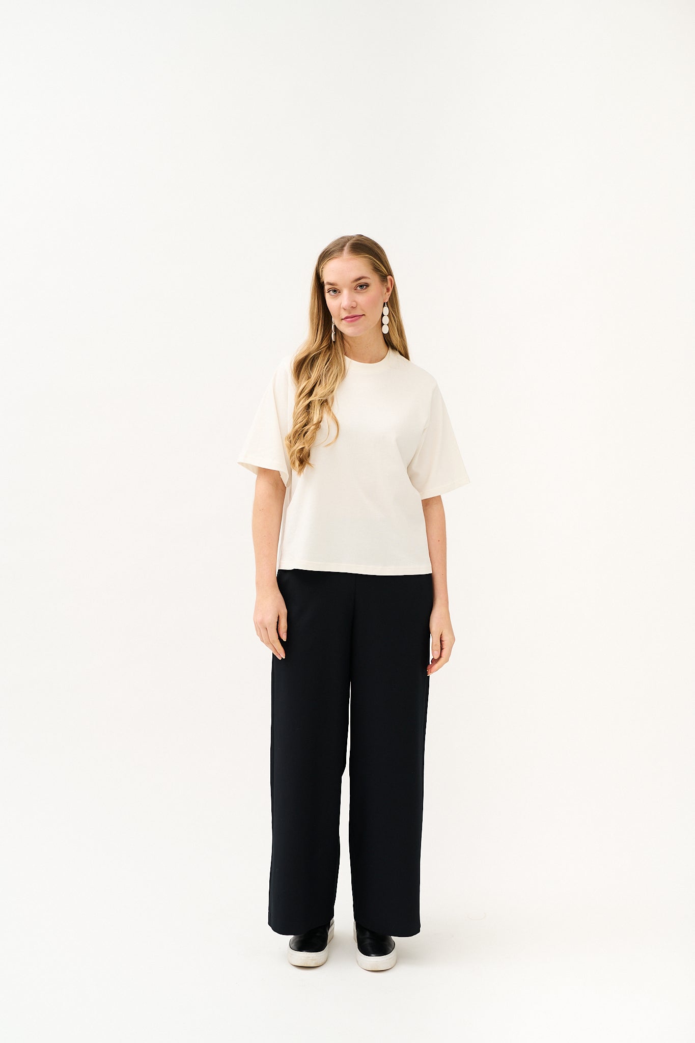 T-PAITA, Off White