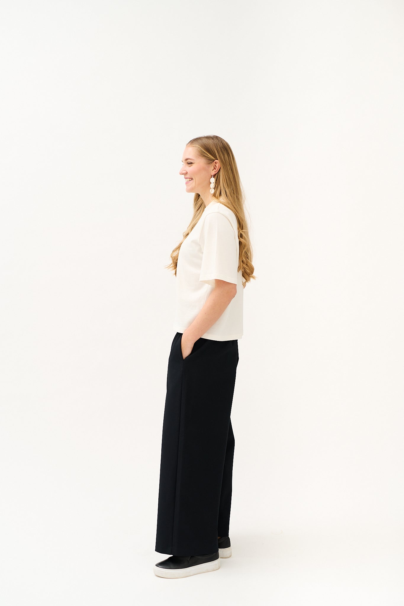 T-PAITA, Off White