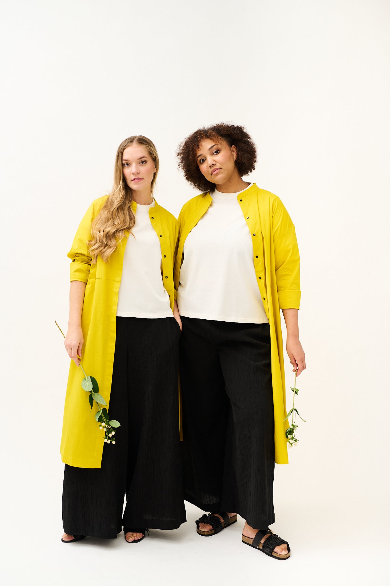 T-PAITA, Off White