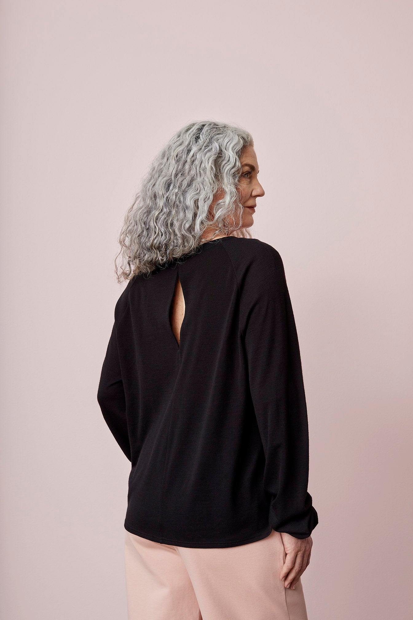 A-LINE WOOL -paita, Musta